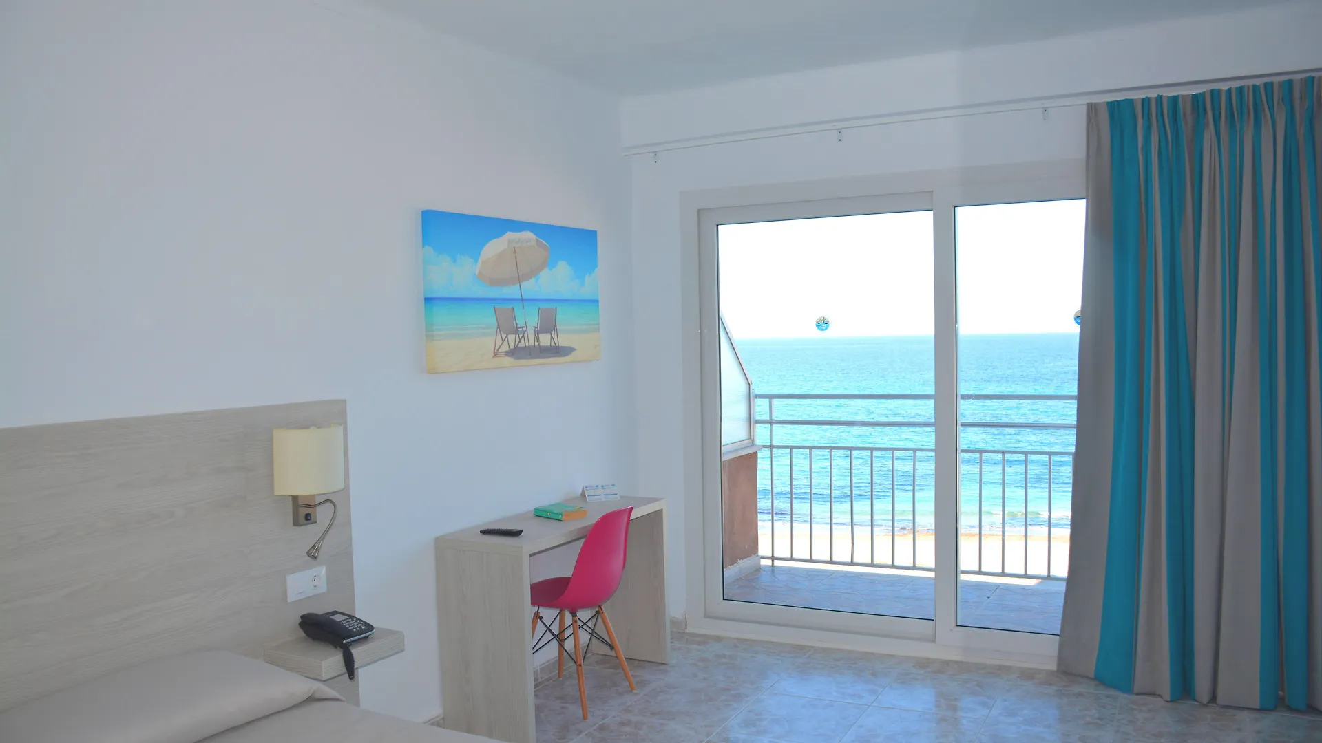 Apartamentos Playa Moreia S'Illot  0*, S'Illot (Mallorca) Spain